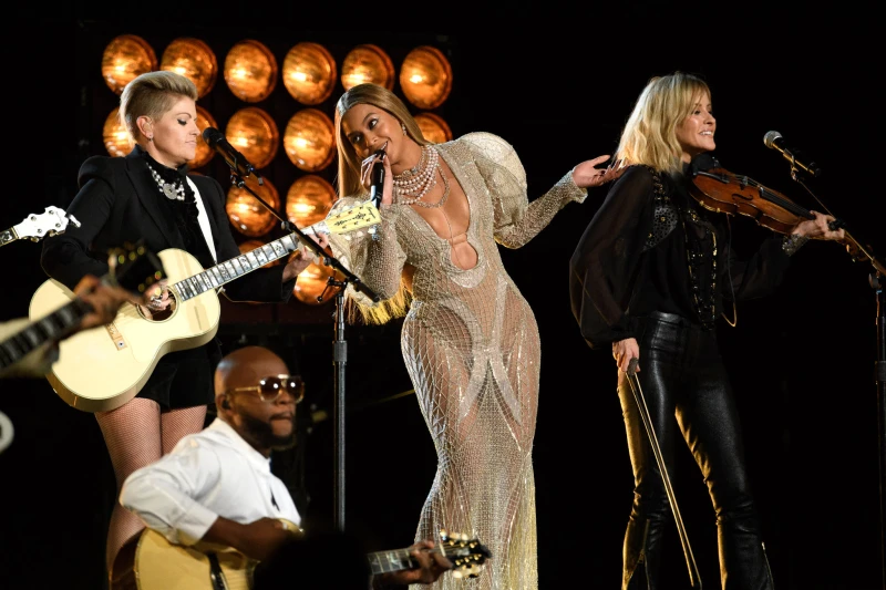 Strings of Rebellion. The Untold Black Roots of Country Music